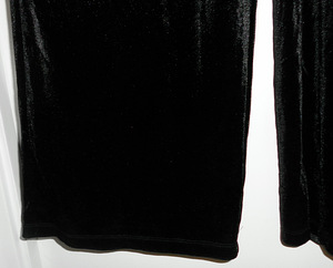 Pidulik komplekt-must sametine kombee+säledav body (M) (6 foto / 9)