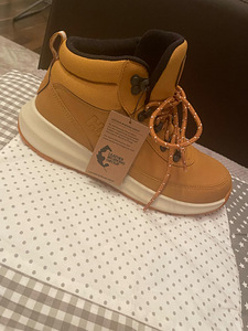 Helly Hansen jalatsid (3 foto / 5)