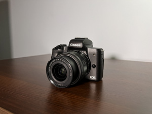 Canon M50 mark II hübriid kaamera + tarvikud (4 foto / 4)