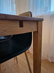 Söögilaud tammepuidust (3 foto / 3)