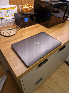 Dell Latitude 5500 (1 фото из 10)