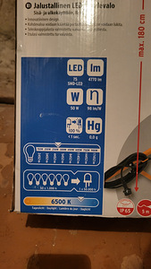 M: Statiivil valgusti 50w (3 foto / 3)
