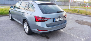 Skoda Superb 1.8 132kw (3 foto / 5)
