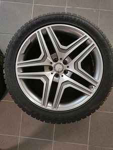 Komplekt AMG veljed Mercedes GLS, GL, GL (1 foto / 3)
