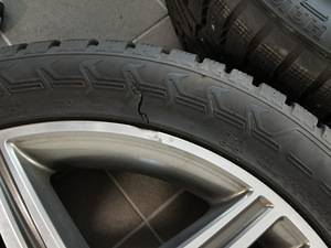 Komplekt AMG veljed Mercedes GLS, GL, GL (2 foto / 3)