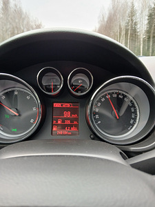 OPEL insignia 2012, 2,0 ,81KW (3 фото из 12)
