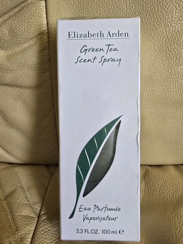 Uus parfüümvesi Elisabeth Arden (green tea)