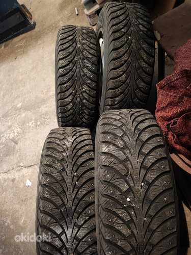 15-дюймовые зимние шины с дисками (фото #5)