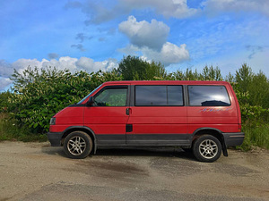 Volkswagen Multivan 2.5 81kW (3 foto / 13)