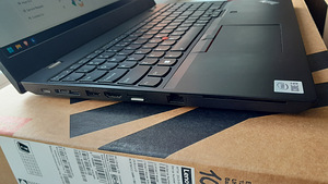 Lenovo ThinkPad L15 Gen 1 15.6" i5/16/256 (2 foto / 5)
