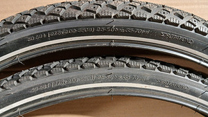 Зимние шины Schwalbe 27.5 x 2.0" 650B (2 фото из 3)