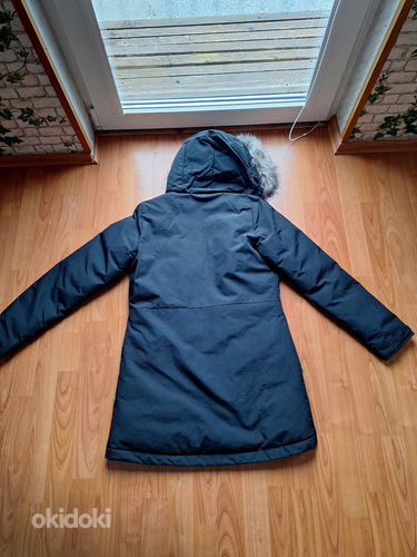 Продам зимнюю куртку Adidas на женщину/девочку размер S. (фото #4)