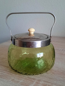 Vintage suhkrutoos "Kaplya" kaanega