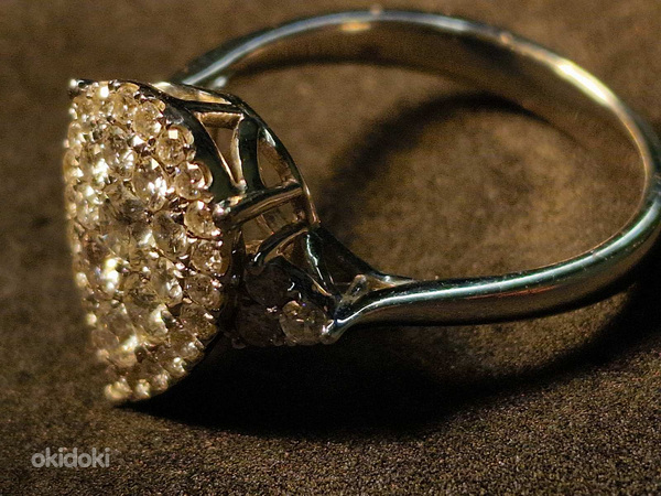 Kuld sõrmus teemandiga 750 proov (№L857) (foto #1)
