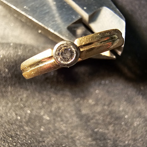 Золотое кольцо с бриллиантами 585 проба (№L911)