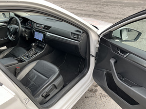 Skoda Superb Fresh Edition (5 foto / 9)