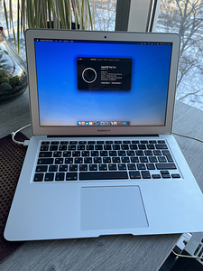 Macbook Air 13 i5, 4GB, 128SSD (1 foto / 9)