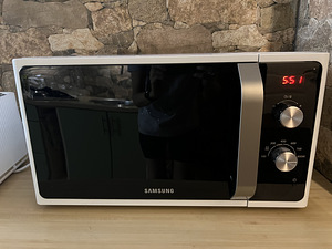 Samsung mikrolaineahi (4 foto / 6)