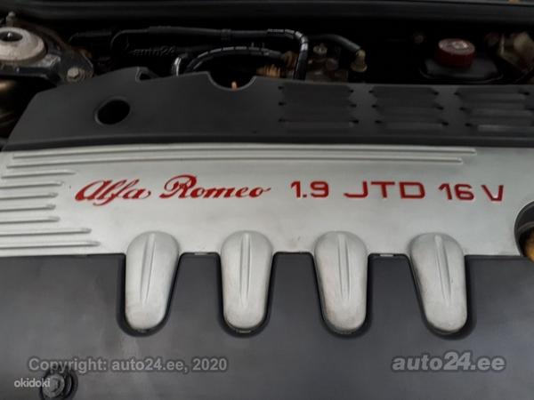 Alfa Romeo 156 Crosswagon Q4 1.9 JTD 16V 110kW (фото #2)