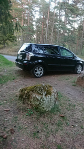 Toyota corola verso (4 foto / 4)