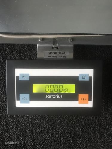 Sartoriuse электронные напольные весы max 150 kg (фото #5)