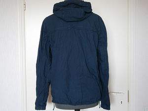 Pull & Bear tuuletõke, suurus S (2 foto / 3)