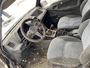 Suzuki Vitara 1.6 55 ja 59kW varuosadeks (8 foto / 9)