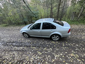 Varuosadeks Volkswagen Bora 2.0 85kW (5 foto / 7)