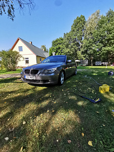BMW e61 525d 145kw individual (5 foto / 7)