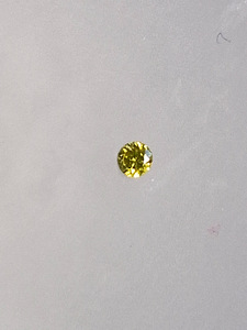 Väga haruldane 100% Naturaalne Briljant 0,04 ca (1 foto / 4)