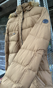 Зимняя куртка (3 фото из 7)