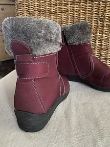Зимние сапоги (3 фото из 3)