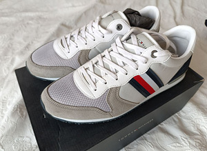 Tommy HIlfiger tossud - 44 (1 foto / 2)