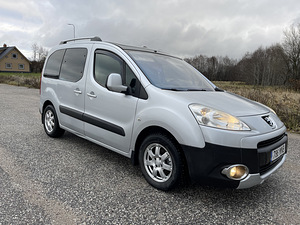 Peugeot Partner Teepe 1.6 diesel manual (2 foto / 15)