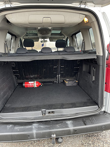Peugeot Partner Teepe 1.6 diesel manual (11 foto / 15)