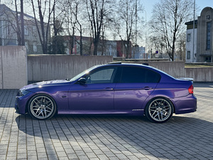 BMW 335 3.0 225kW (9 foto / 12)