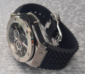 HUBLOT BIG BANG D=45mm QUARTZ (4 foto / 4)