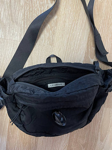 C.P. Company black bag (2 foto / 3)
