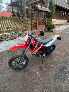 Müüa uueväärne roller - 2022 Reiju mrt 50 - supermoto (3 foto / 5)