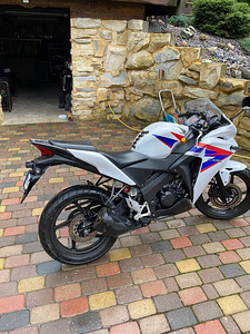 Продается Honda CBR125 R (2 фото из 5)