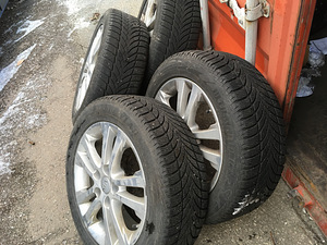 CEED KIA GOODYEAR ULTRA GRIPP (2 foto / 3)