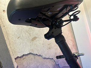 Elektriline tõukeratas Beaster Scooter Helios TF 100 (7 foto / 10)