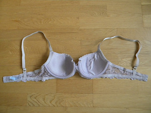 Body Talki rinnahoidja, s 75B (2 foto / 2)
