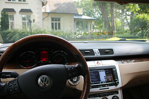 Volkswagen Passat B6 2.0TDI DSG 125kW (6 foto / 10)