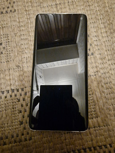 Samsung Galaxy S10 128gb/8 (3 foto / 5)