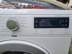 Pesumasin Electroluc EWF1287HDW (3 foto / 7)