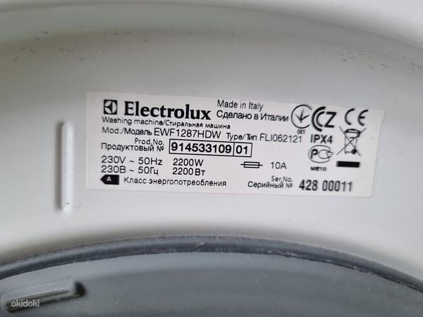 Стиральная машина Electroluc EWF1287HDW (фото #6)