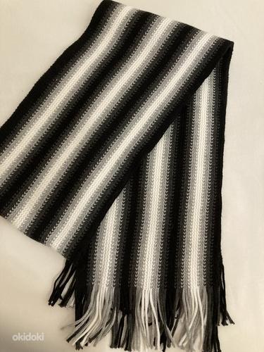 Новый шарф, длина 102 см, ширина 19 см (фото #1)