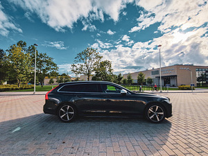 Volvo V90 R-Design 2.0 D5 173kW (5 foto / 15)