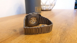 Uued meeste käekellad Bvlgari Octo (4 foto / 4)